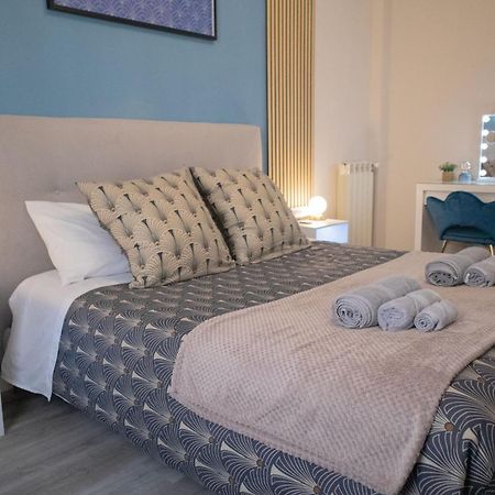 Sara'S Home - Modern Apartment Near Metro, Perfect For Families And Groups In Rom Exterior foto